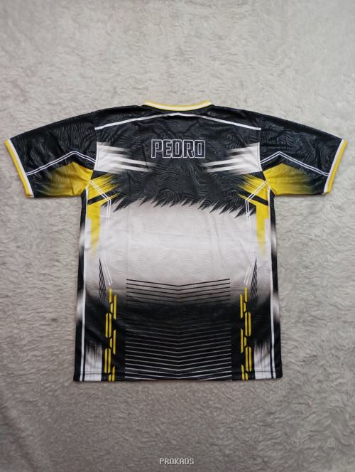 Jersey Badminton Hitam-Putih dengan Aksen Kuning - Gambar 2