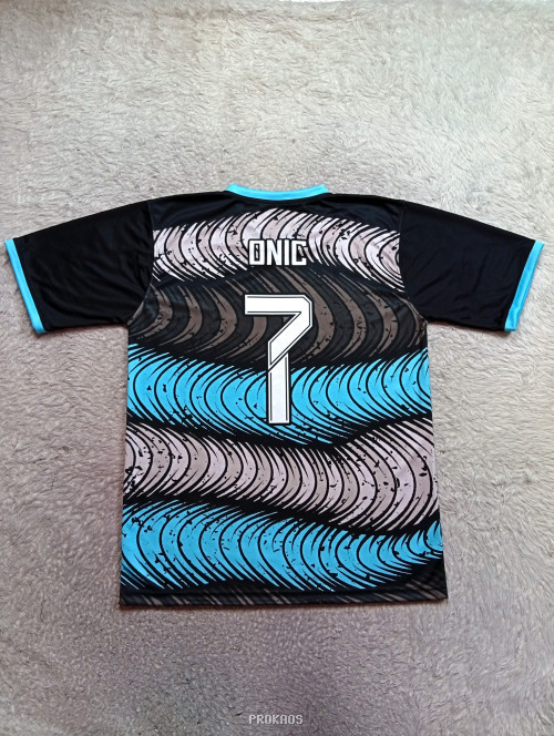 Jersey Bola FC PAS S FM: Desain Gelombang Biru & Hitam - Gambar 2