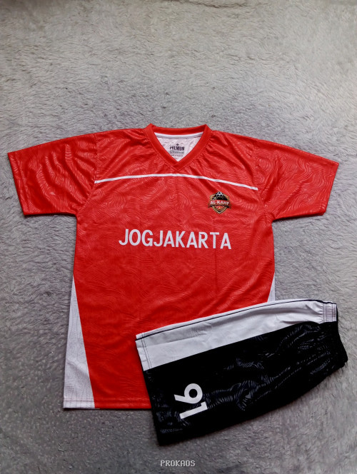 Jersey Bola Merah Jogjakarta: Desain Modern & Logo JERSAL-KAHE - Jersey Custom PROKAOS