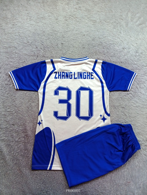Jersey Bola Putih-Biru dengan Logo Spotify & Garuda Indonesia - Gambar 2
