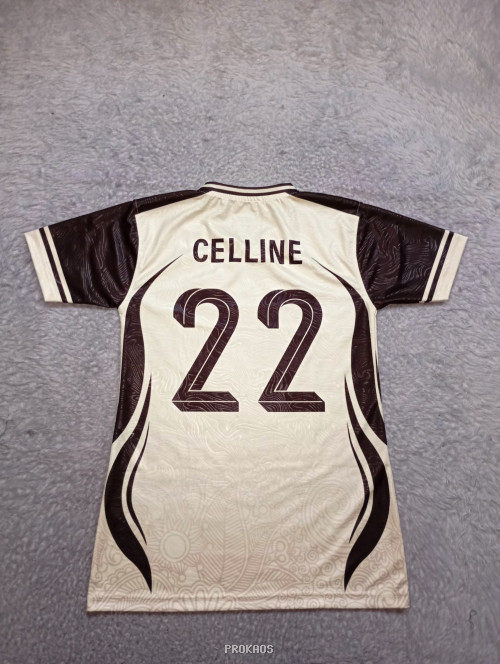 Jersey Cream-Coklat 'The Dreamers' dengan Detail Motif & Logo - Gambar 2