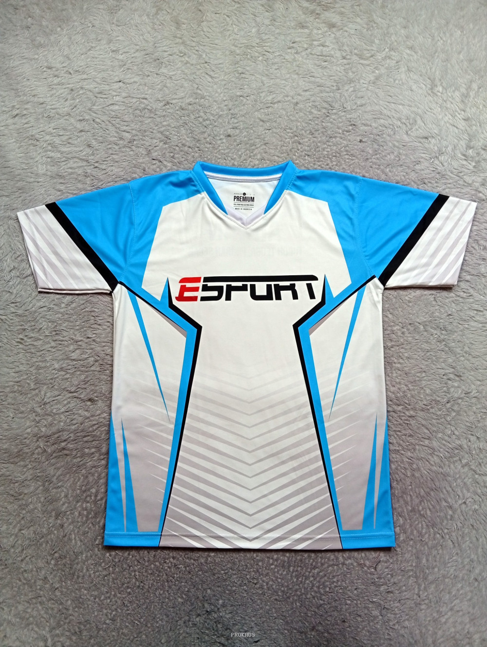 Jersey Esports Putih dengan Detail Biru dan Logo 'ESPORT' - Jersey Custom PROKAOS