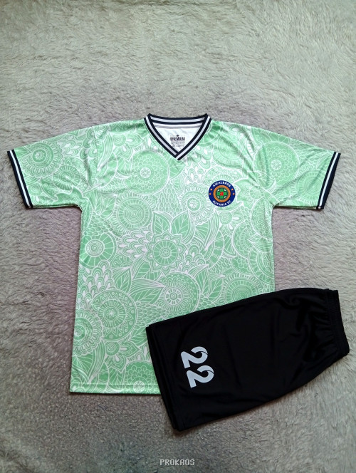 Jersey Hijau Motif Bunga & Celana Hitam '22' untuk Sepak Bola - Jersey Custom PROKAOS