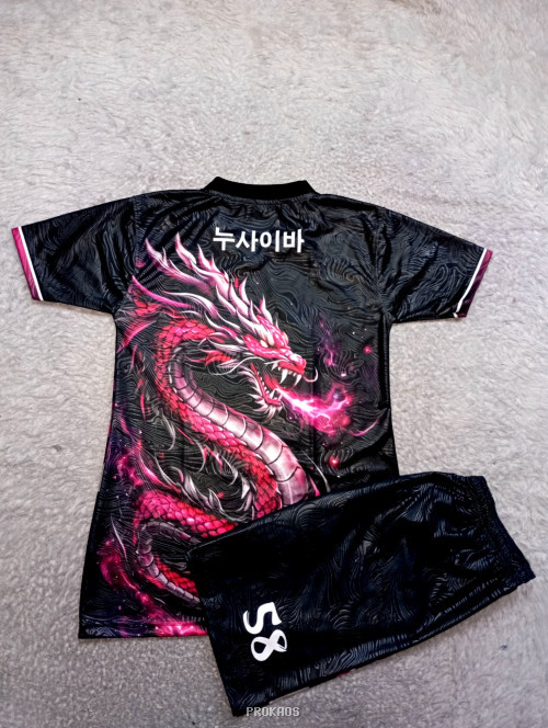 Jersey Hitam Motif Gelombang dengan Sentuhan Pink - Gambar 2
