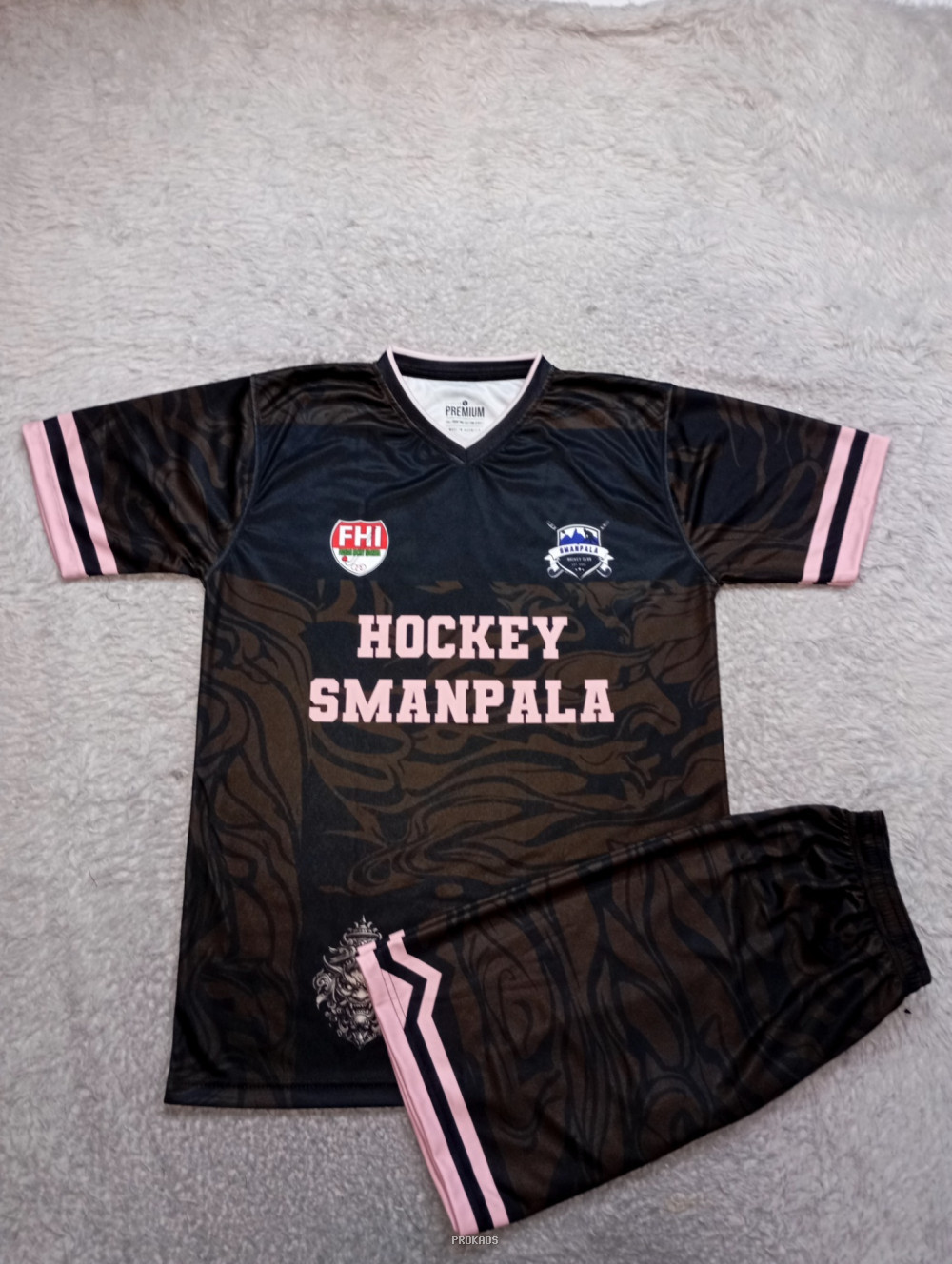 Jersey Hoki SMANPALA: Hitam dengan Motif dan Detail Pink - Jersey Custom PROKAOS