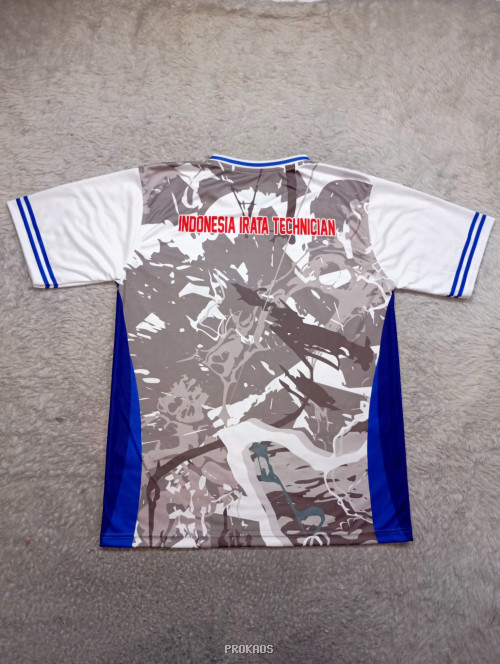 Jersey Panjat Tebing: Motif Kamuflase & Siluet Pendaki - Gambar 2