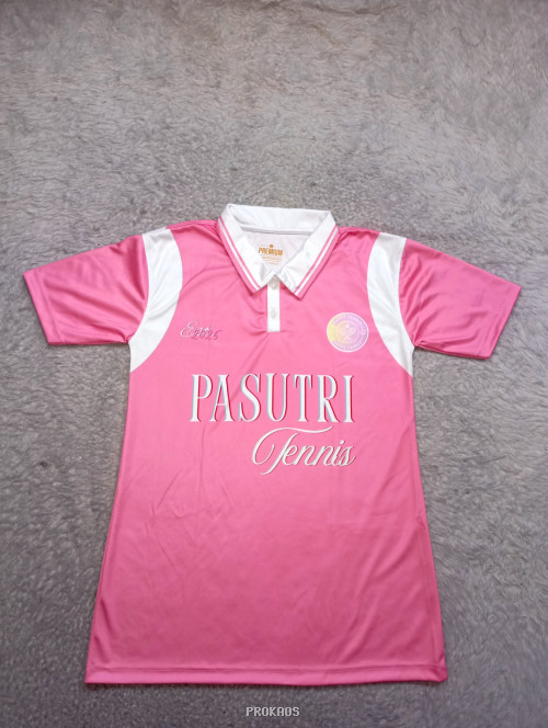 Jersey Pink 'Pasutri Tennis': Desain Sporty dengan Kerah Putih - Jersey Custom PROKAOS
