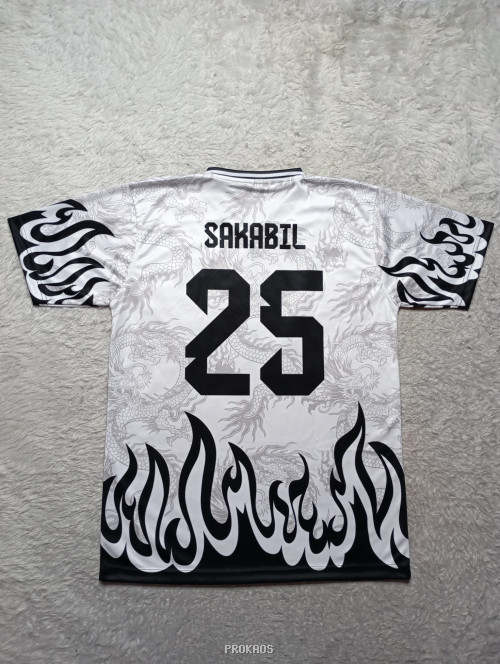 Jersey Putih dengan Motif Naga, Api, dan Sponsor Spotify - Gambar 2