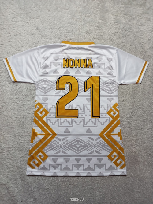 Jersey Putih Indonesia: Motif Khas & Logo Garuda - Gambar 2