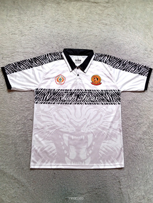 Jersey Putih Motif Harimau dengan Zebra pada Lengan - Jersey Custom PROKAOS