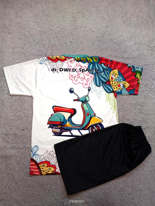 Jersey Putih Setelan Vespa dengan Motif Floral dan Celana Hitam - Gambar 2