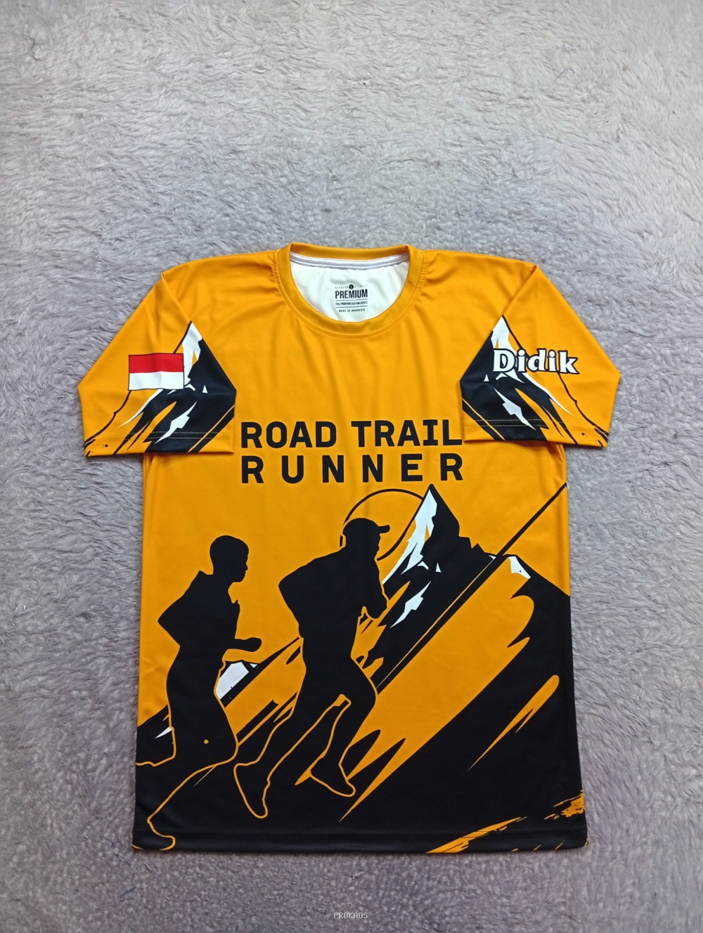 Jersey Road Trail Runner Warna Kuning dengan Desain Siluet - Jersey Custom PROKAOS