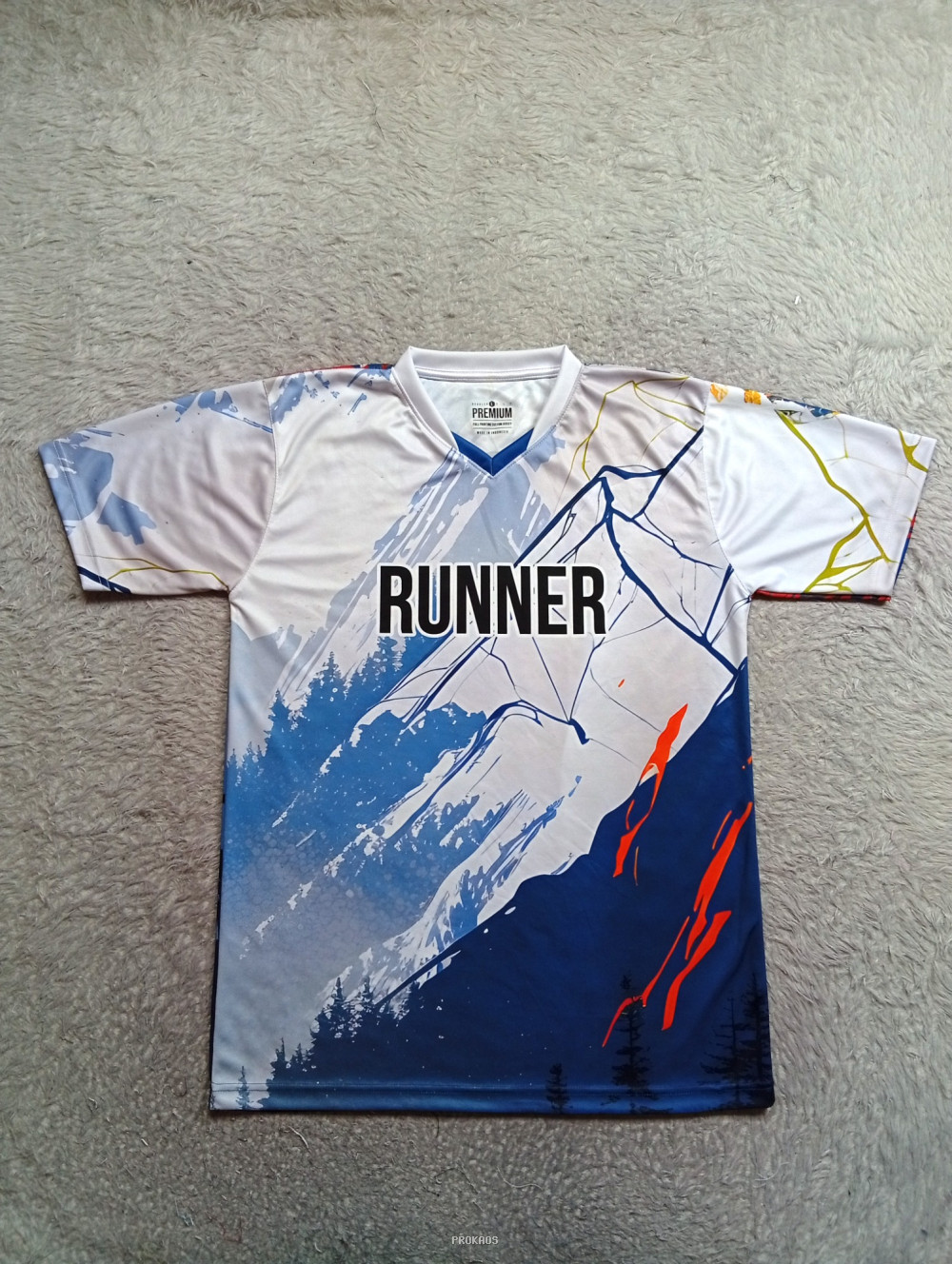 Jersey Runner: Desain Gunung dengan Logo 'Runner' - Jersey Custom PROKAOS