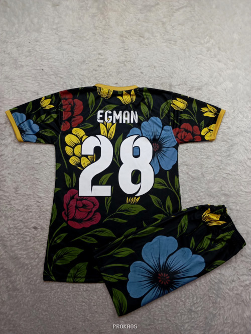 Jersey Set Floral Hitam: Kombinasi Warna Cerah yang Berani - Gambar 2