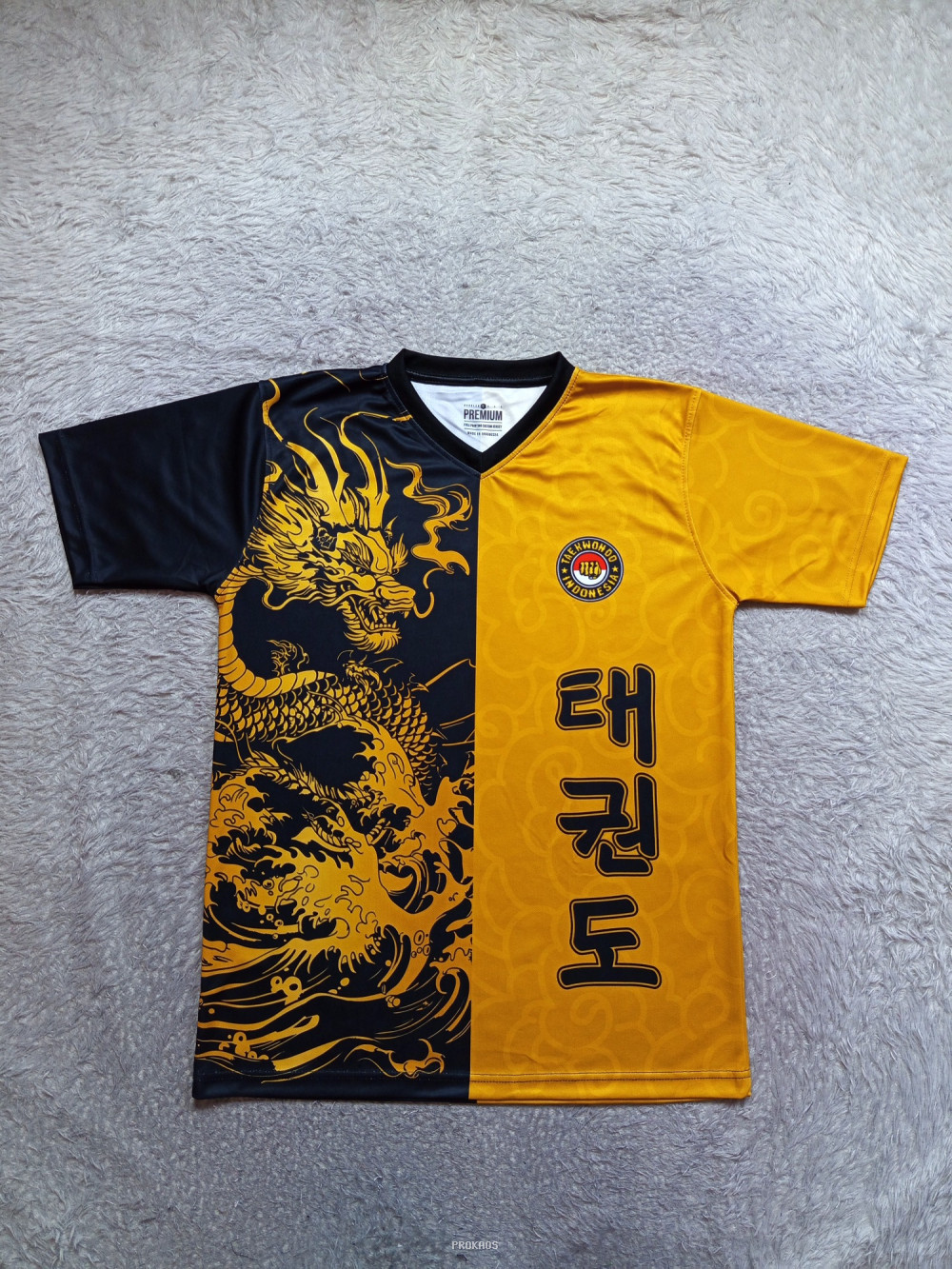 Jersey Taekwondo: Naga Emas & Desain Dua Warna - Jersey Custom PROKAOS
