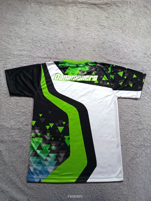 Jersey Tenis Sporty: Kombinasi Dinamis Warna & Desain - Gambar 2