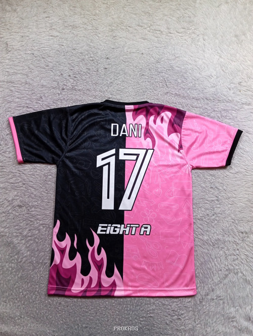 Jersey Unik: Awesome Squad dengan Desain Api & Warna Kontras - Gambar 2