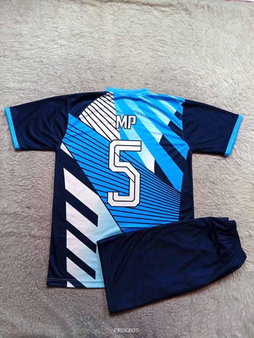 Jersey Voli: Biru, Gelap, & Desain Garis Dinamis - Gambar 2