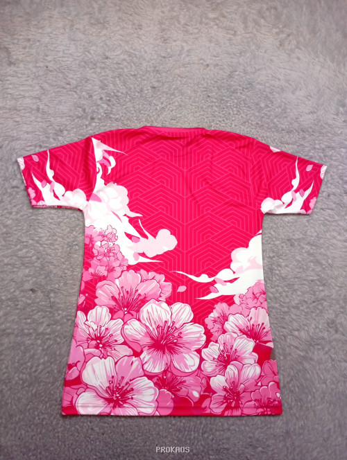 Kaos Pink Sakura: Kombinasi Bunga dan Pola Geometris - Gambar 2