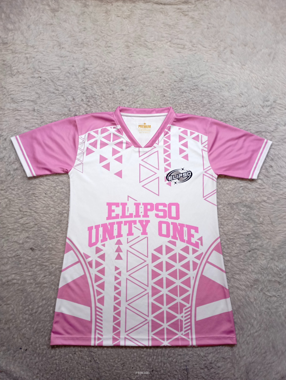 Jersey Elipso: Kombinasi Pink & Putih dengan Desain Geometris - Jersey Custom PROKAOS