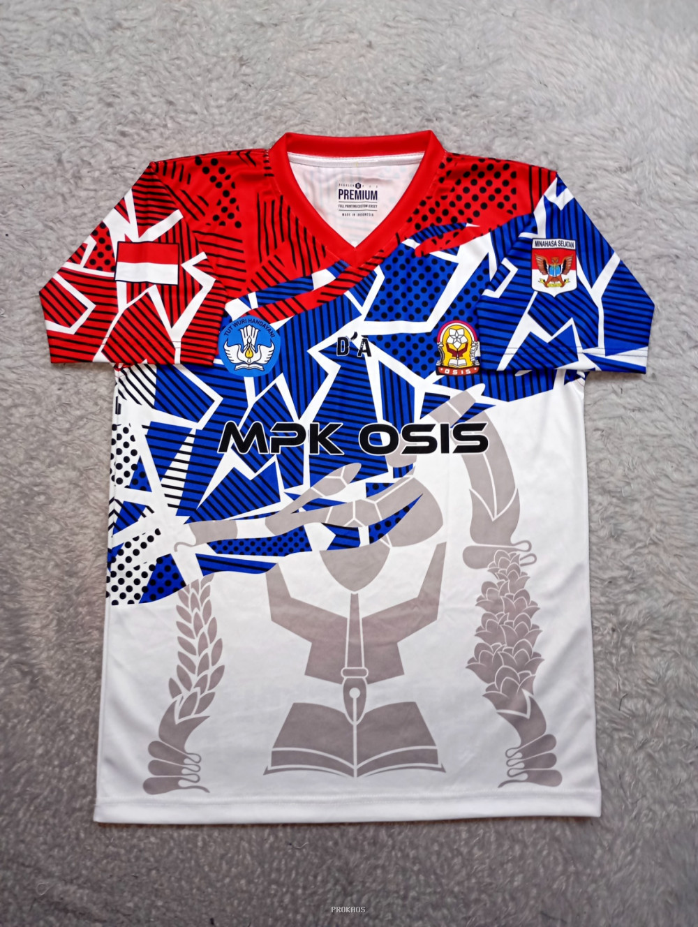 Jersey MPK OSIS: Merah, Biru, Putih dengan Desain Dinamis - Jersey Custom PROKAOS
