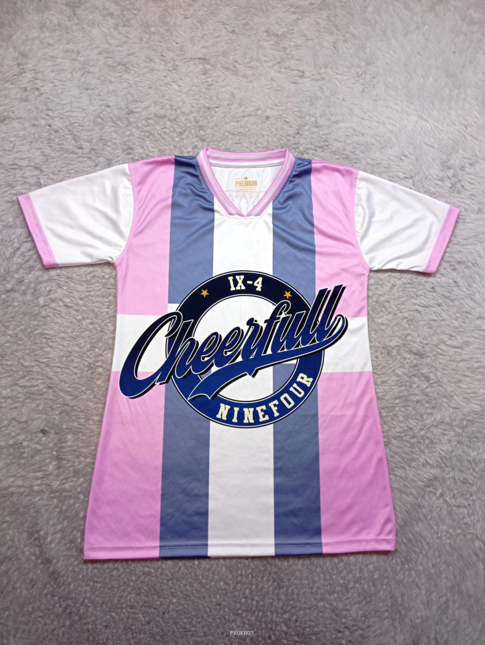 Jersey Sepak Bola 'Cheerfull Ninefour' Berwarna Pink-Biru - Jersey Custom PROKAOS