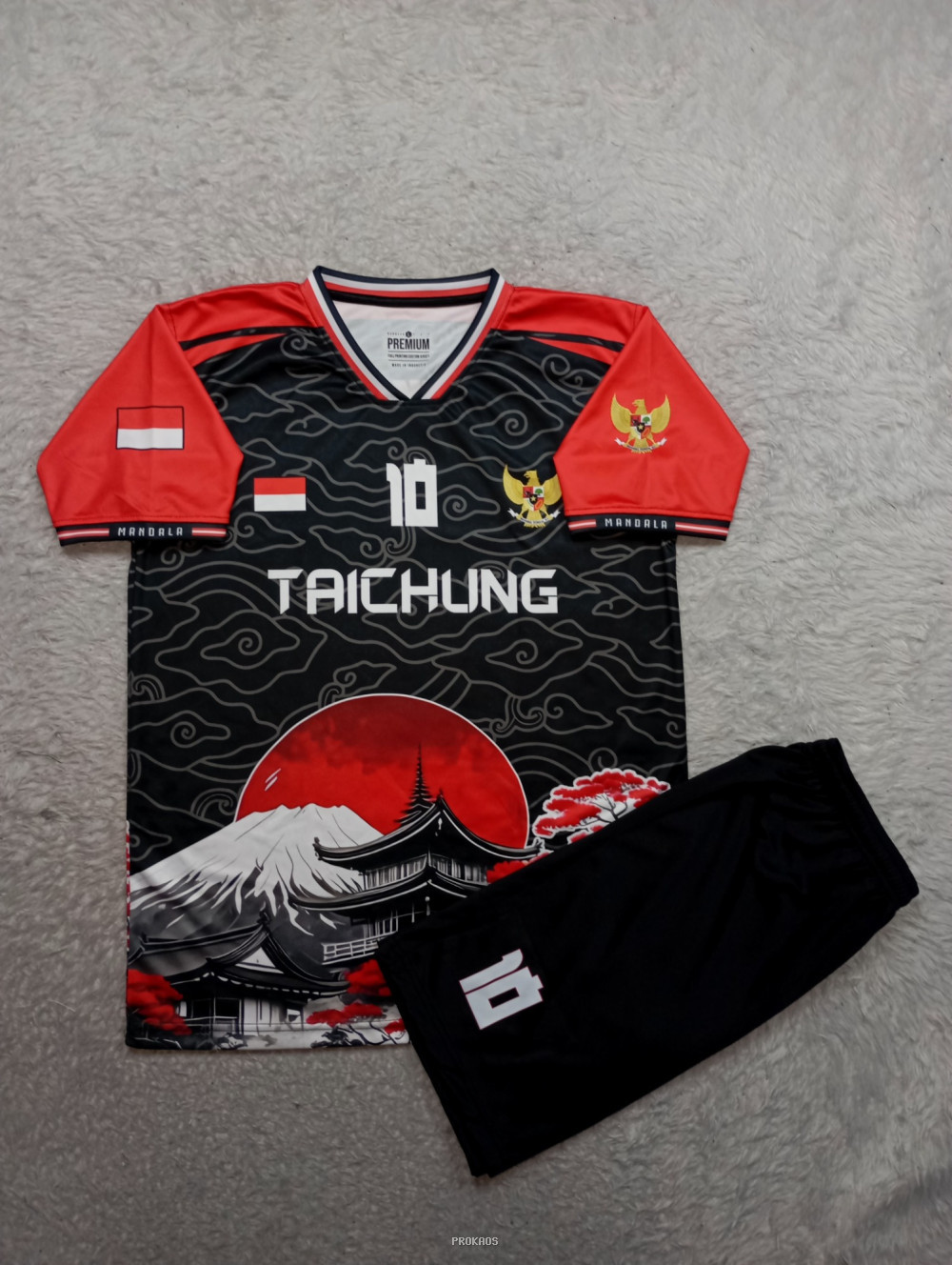 Jersey Taichung: Merah-Hitam dengan Motif Jepang & Garuda Indonesia - Jersey Custom PROKAOS