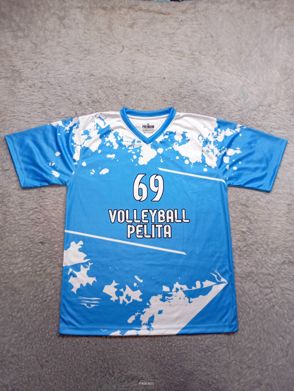 Jersey Voli 'Pelita' Biru dengan Nomor 69 & Motif Cipratan Cat - Jersey Custom PROKAOS