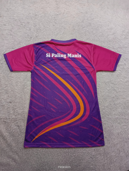 Jersey Badminton 'Smashy' Ungu-Pink dengan Motif Dinamis - Gambar 2
