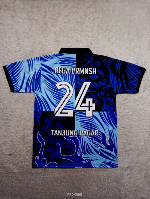 Jersey Biru-Hitam dengan Desain Daun & Bendera Merah Putih - Gambar 2