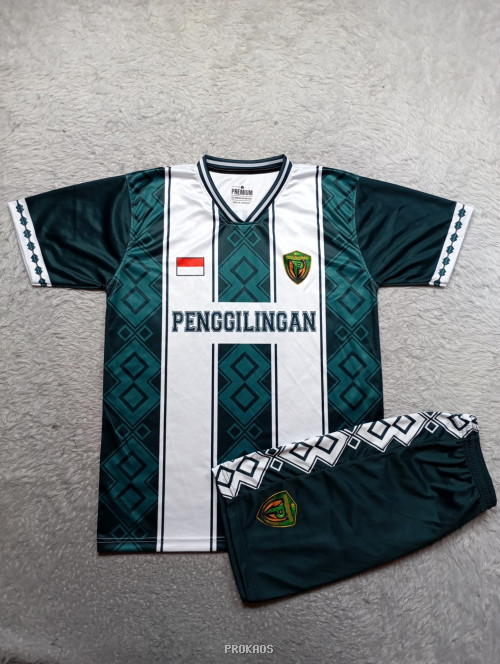 Jersey Bola Hijau-Putih 'Penggilingan' dengan Motif Geometris - Jersey Custom PROKAOS