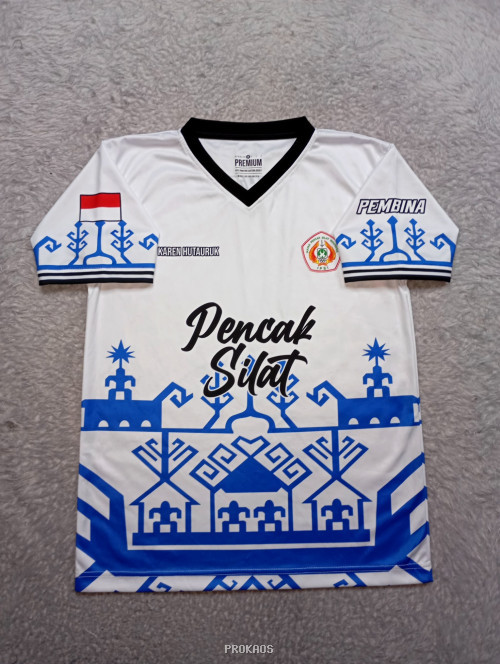 Jersey Putih Pencak Silat dengan Motif Tradisional Biru - Jersey Custom PROKAOS