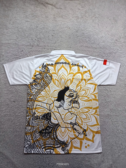 Jersey Putih Senapati dengan Desain Wayang & Logo Hasanuddin - Gambar 2