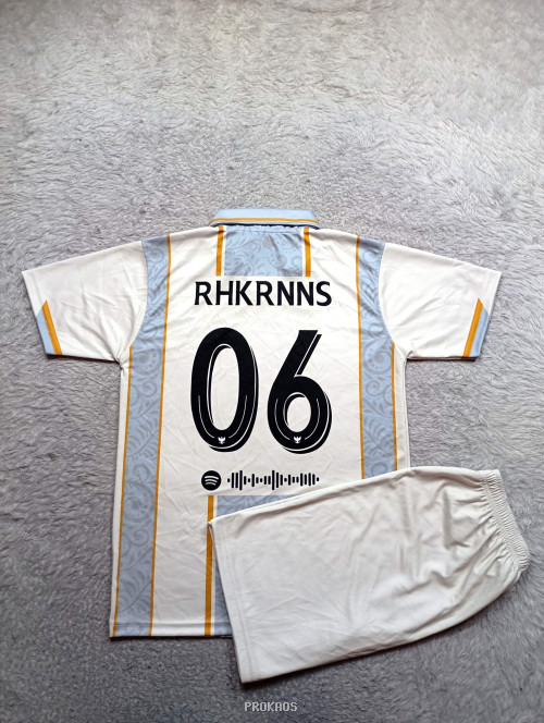 Jersey Sepak Bola : Putih, Biru Muda - Gambar 2