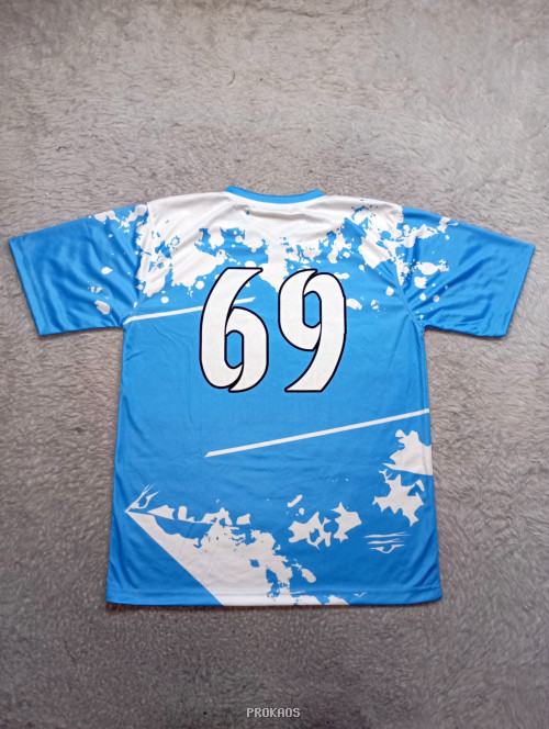 Jersey Voli 'Pelita' Biru dengan Nomor 69 & Motif Cipratan Cat - Gambar 2