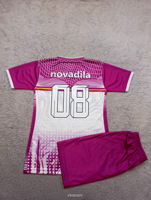 Jersey Voli Ungu-Putih Desain Modern Nomor 08 - Gambar 2