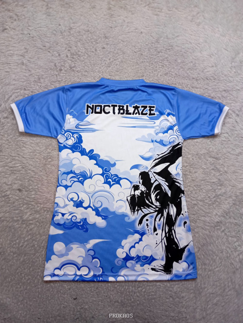 Kaos Karate: Desain Ilustrasi, Nuansa Langit Biru - Gambar 2