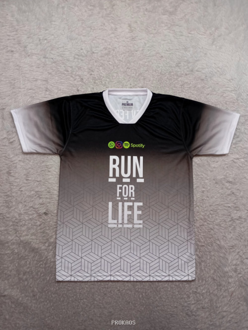 Kaos Lari 'Run for Life' dengan Desain Gradasi dan Logo - Jersey Custom PROKAOS